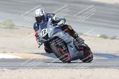 media/Oct-05-2025-CVMA (Sun) [[beeef4f201]]/Race 10-Formula Lightweight Twins Shootout/